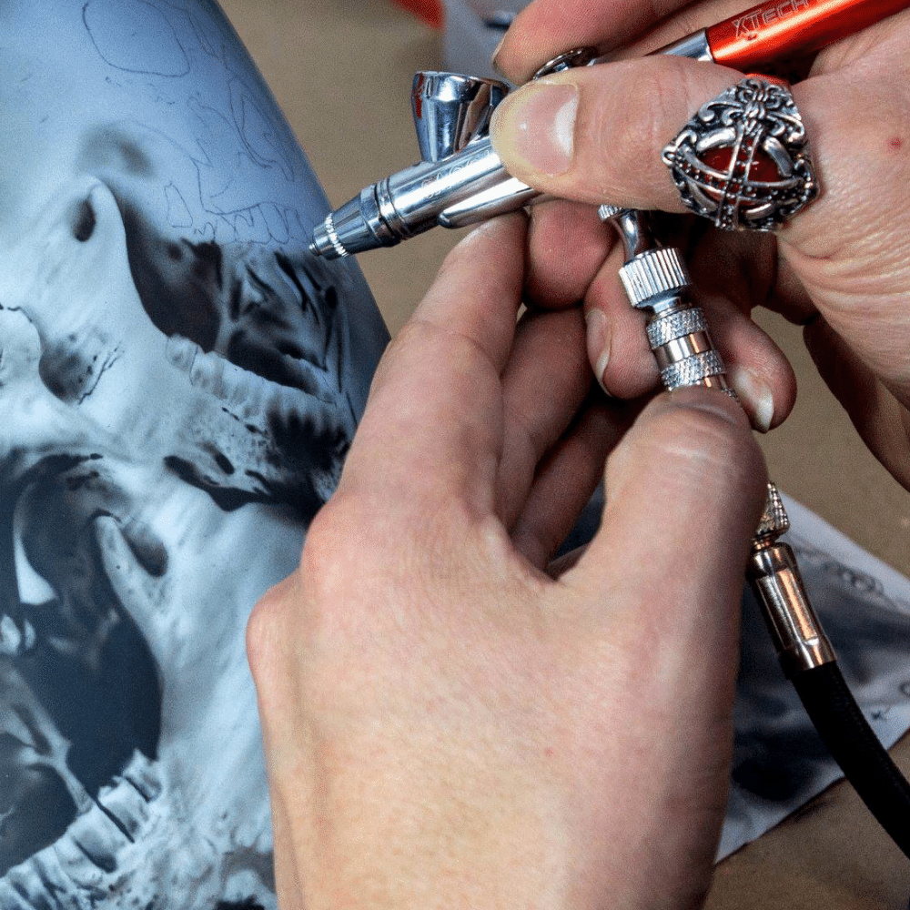 Sagola XTech Airbrush Skull Painting